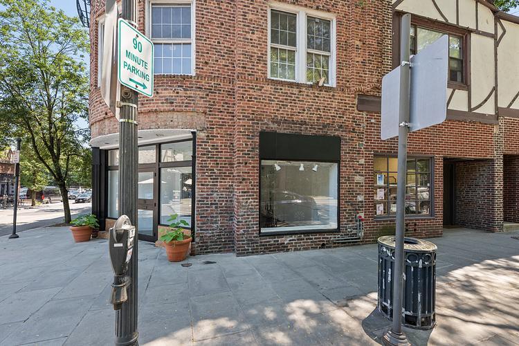 More Photos Of 30 Garth Rd, Scarsdale Office For Lease