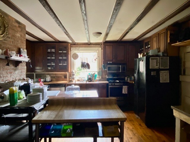 More Photos Of 313 S Green St, Glasgow Hospitality For Sale