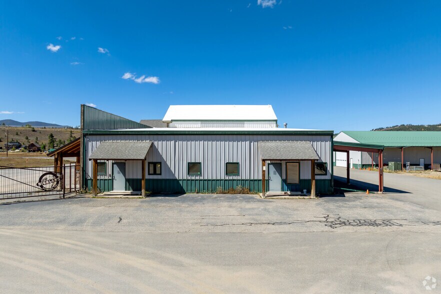 More Photos Of 72399 US Highway 40, Tabernash Showroom For Sale