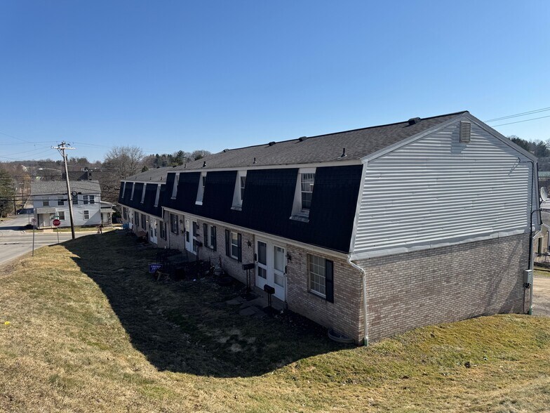 More Photos Of 101 W Water St, Slippery Rock Apartments For Sale