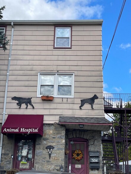 More Photos Of 304 N Chester Pike, Glenolden Apartments For Lease
