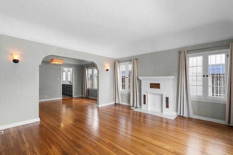 More Photos Of 327 N Ogden Dr, Los Angeles Apartments For Sale