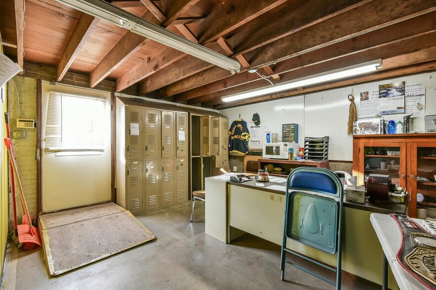 More Photos Of 700 11th St, Greeley General Retail For Sale