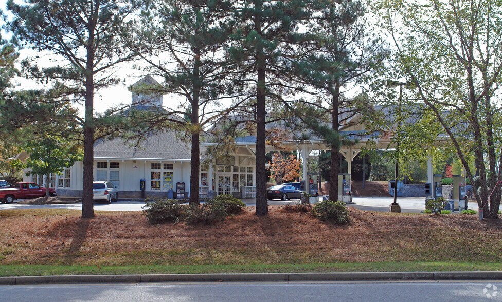 More Photos Of 2000 Shakerag Hl, Peachtree City Convenience Store For Lease