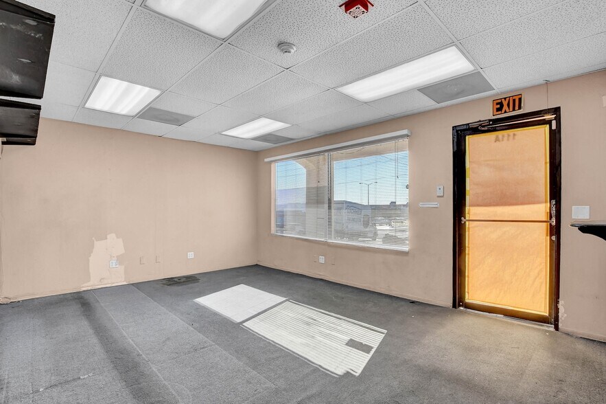 More Photos Of 707 Canyon Rd, Boulder City Warehouse For Sale