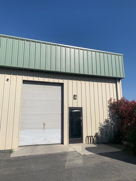 More Photos Of 3454 Alken St, Bakersfield Warehouse For Lease