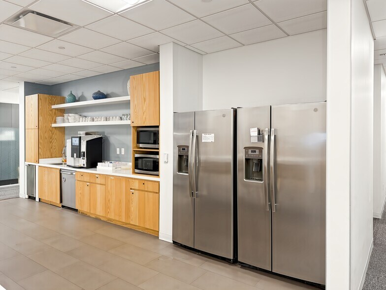 More Photos Of 5000 Centregreen Way, Cary Coworking Space