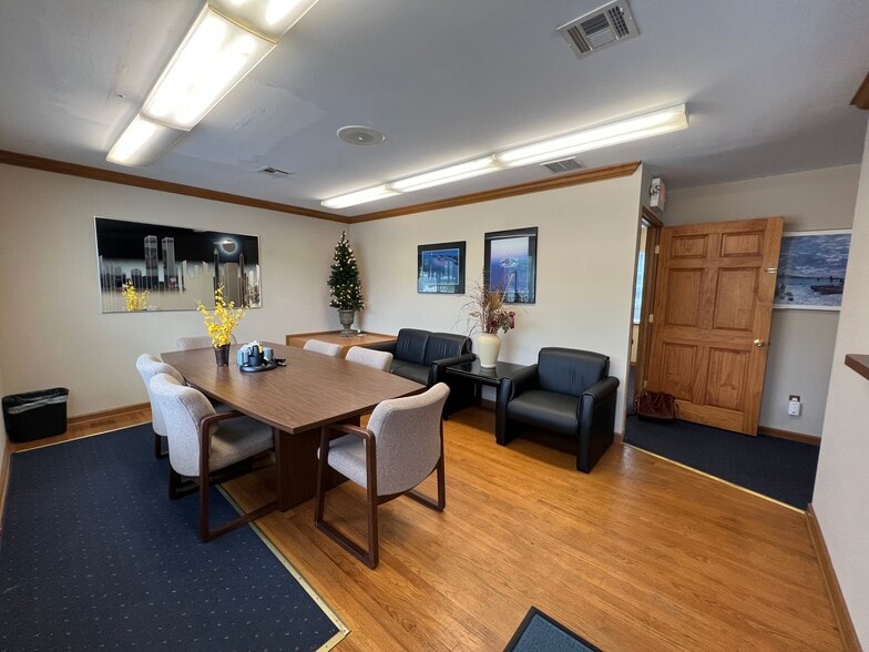 More Photos Of 1031 US Highway 202 N, Branchburg Office For Lease