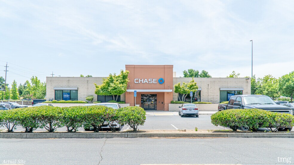 More Photos Of 974 Dana Dr, Redding General Retail For Sale