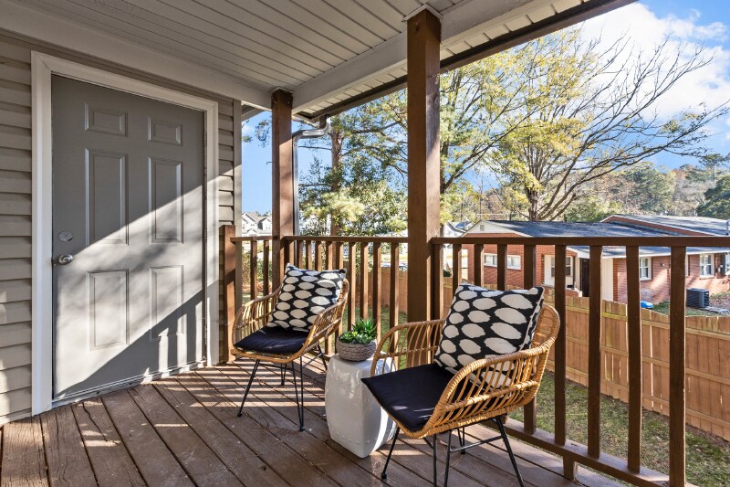 More Photos Of 366-370 W Oak Ave, Wake Forest Apartments For Sale