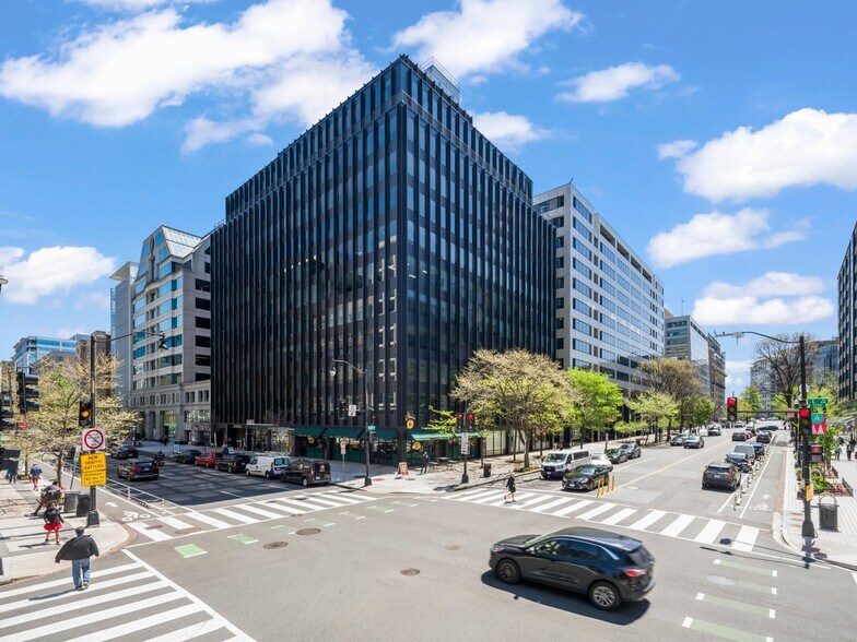 More Photos Of 1660 L St NW, Washington Office For Lease
