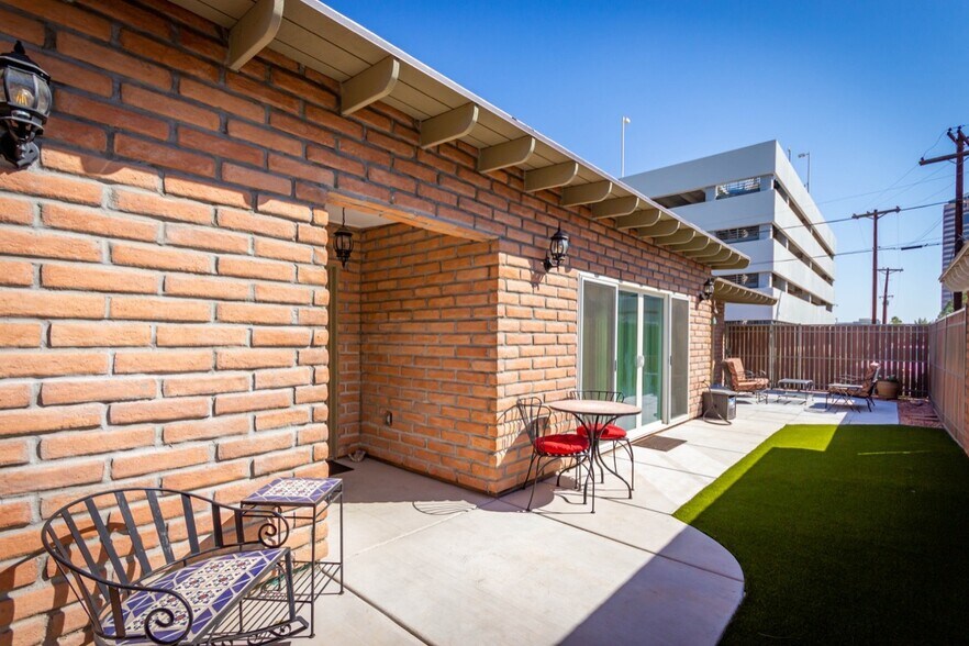More Photos Of 207 E Monterey Way, Phoenix Office Residential For Sale