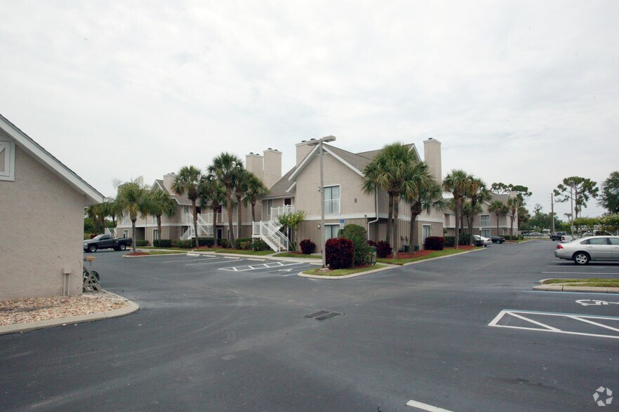 More Photos Of 13200 49th St N, Clearwater Apartments For Lease