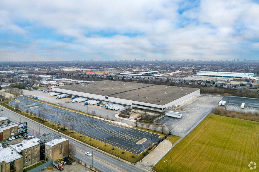 More Photos Of 1401 N Cicero Ave, Chicago Manufacturing For Lease
