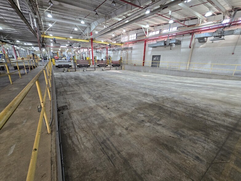 More Photos Of 2785 McCracken Rd, Hernando Manufacturing For Lease