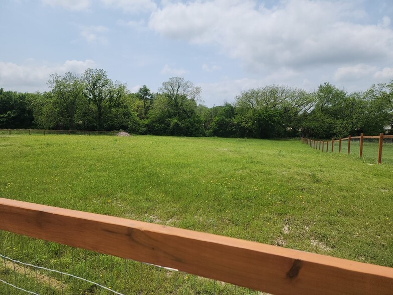 More Photos Of 2895 County Road 341, McKinney Land For Lease