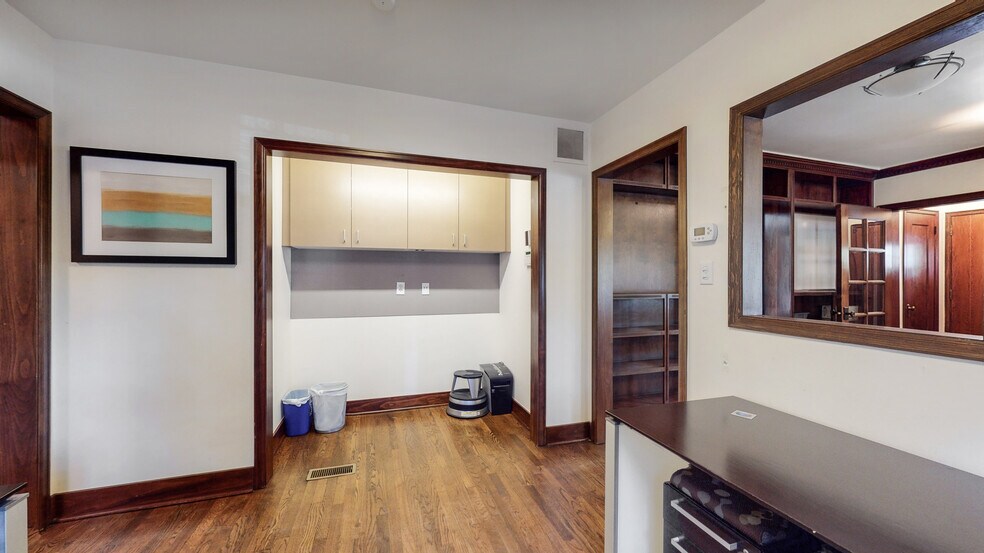 More Photos Of 416 W Oak St, Fort Collins Office For Sale