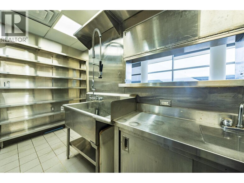 More Photos Of 4000 No. 3 Rd, Richmond Storefront Retail Office For Sale