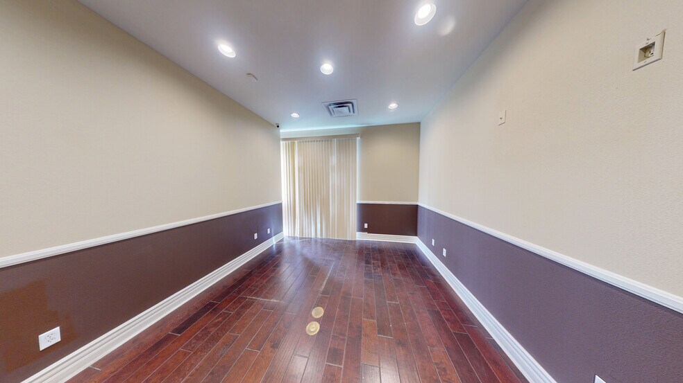 More Photos Of 2425 W Horizon Ridge Pky, Henderson Medical For Lease