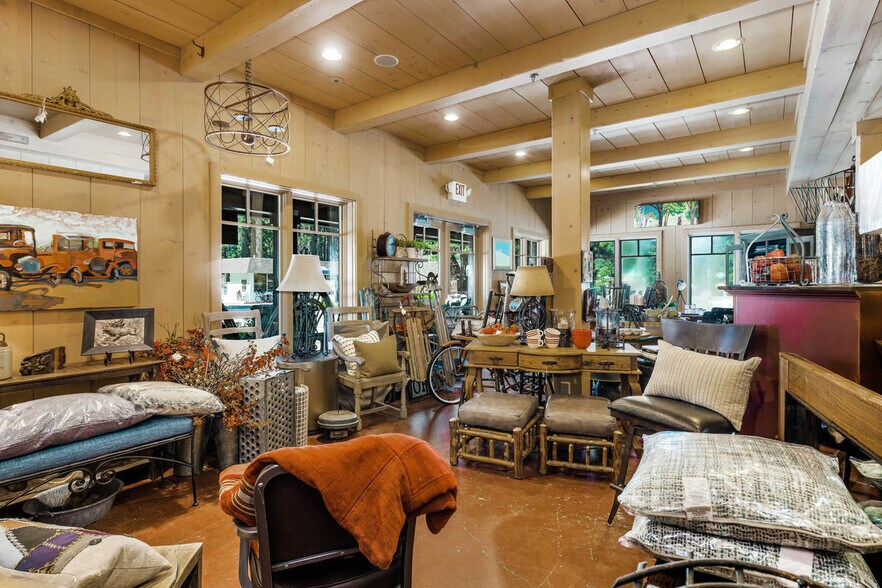 More Photos Of 8703 North Lake Blvd Blvd, Kings Beach General Retail For Sale