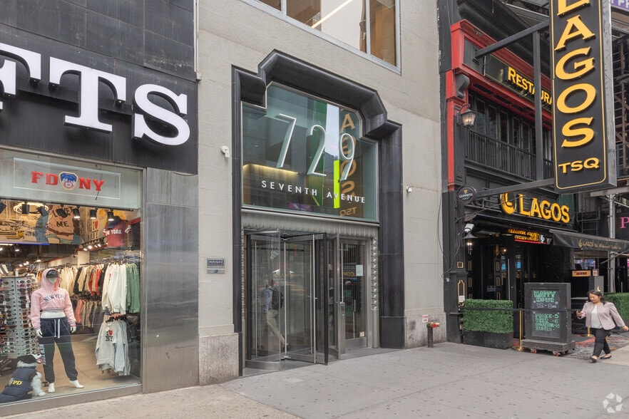 More Photos Of 729 Seventh Ave, New York Office For Lease