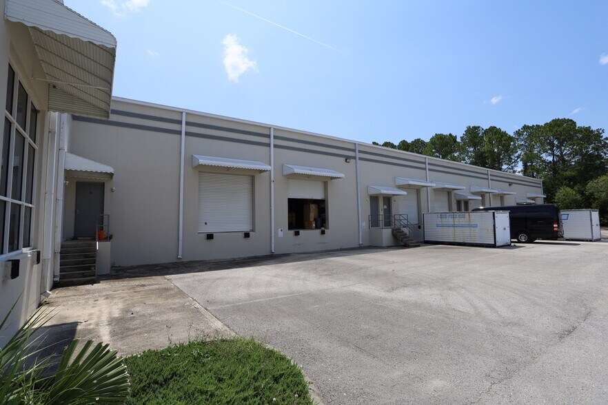 More Photos Of 11762 Marco Beach Dr, Jacksonville Unknown For Lease