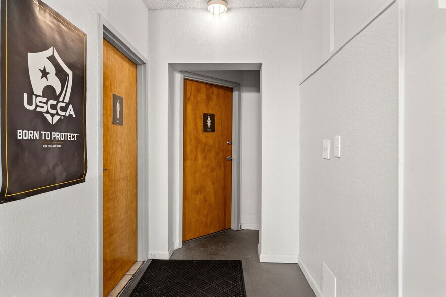 More Photos Of 6123 Ridge Rd, Port Richey Freestanding For Sale