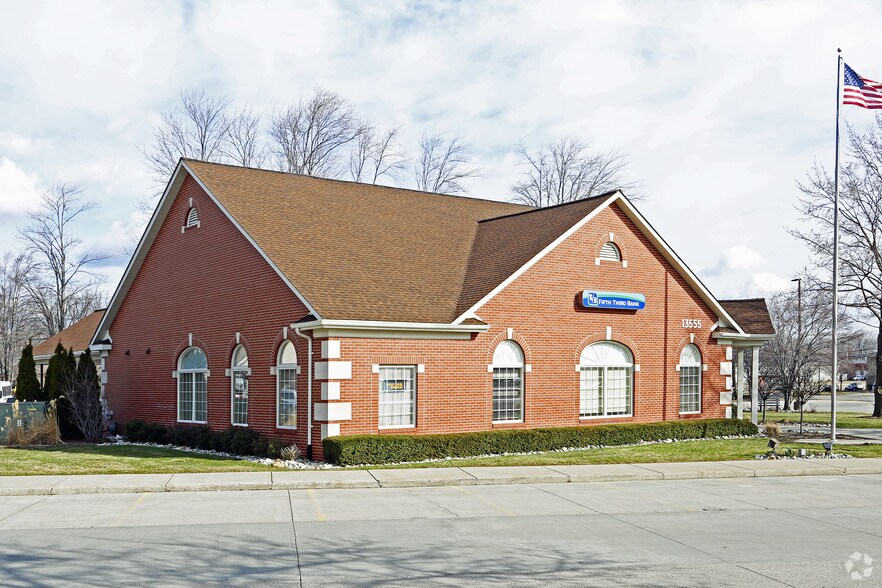 More Photos Of 13555 23 Mile Rd, Utica Bank For Sale