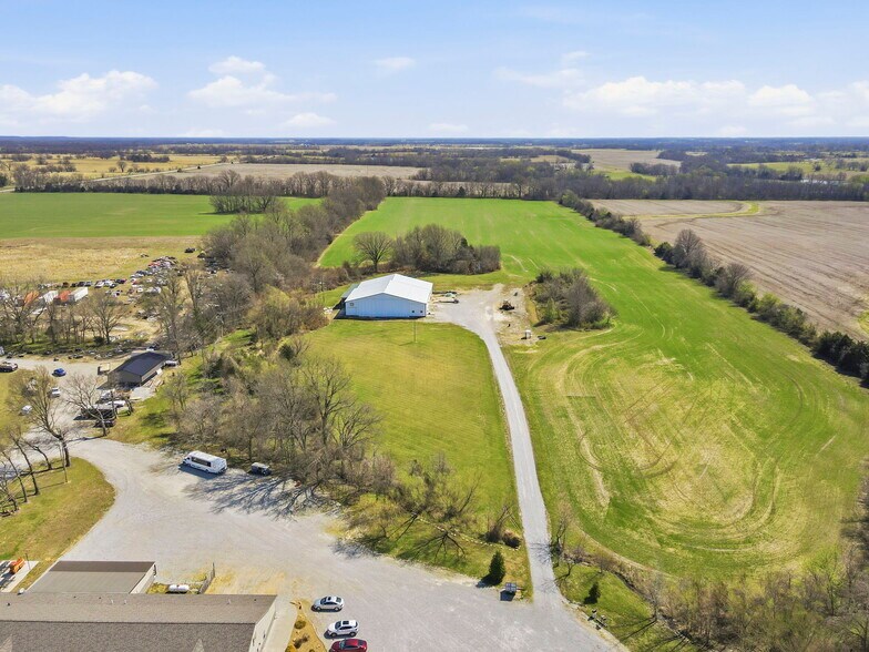 More Photos Of 306 SE Highway AA, Clinton Industrial For Sale