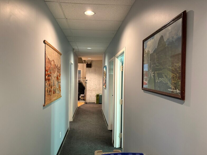 More Photos Of 9107-9153 88th Ave NW, Edmonton Apartments For Lease