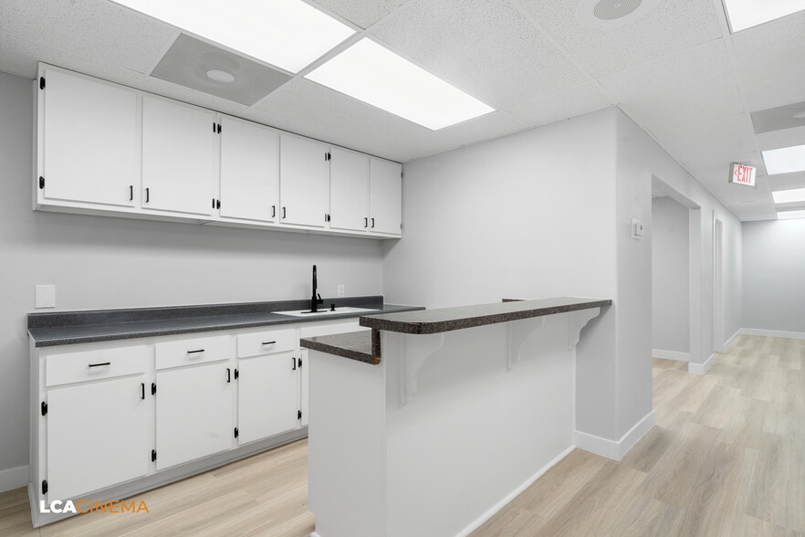More Photos Of 901 34th St, Bakersfield Medical For Sale