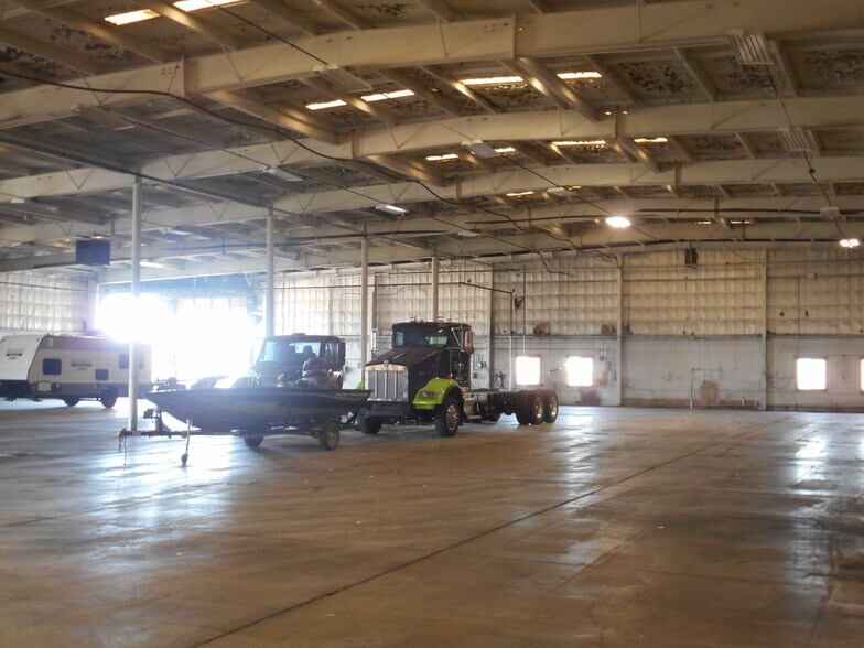 More Photos Of 5257 US ROUTE 22, Washington Court House Distribution For Sale