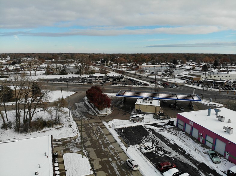 More Photos Of 14033-14055 Achyl Ave, Warren Warehouse For Sale