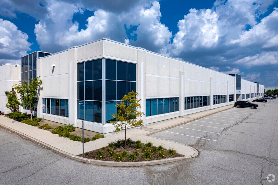 Primary Photo Of 3580 Laird Rd, Mississauga Warehouse For Lease
