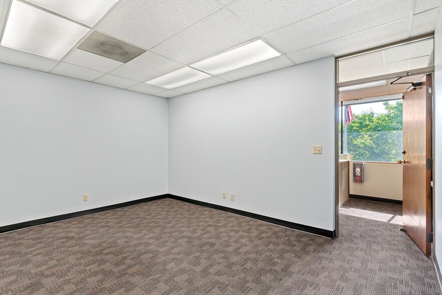 More Photos Of 466 S 400 E, Salt Lake City Office For Lease