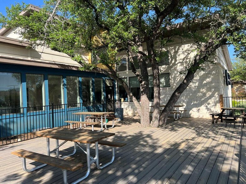 More Photos Of 3005 Glacier Pass, Cedar Park Office For Lease