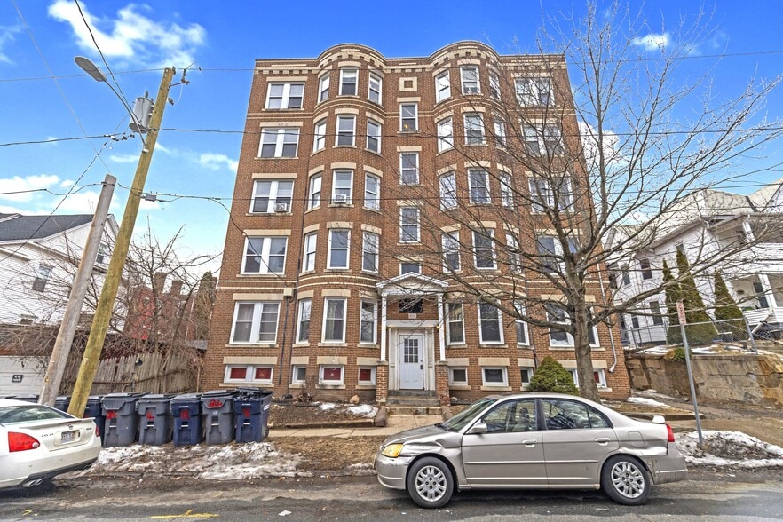 More Photos Of 37 Clinton Ave, Holyoke Apartments For Sale