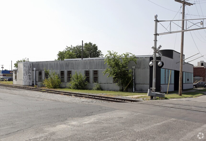 More Photos Of 541 S Troost Ave, Tulsa Manufacturing For Sale