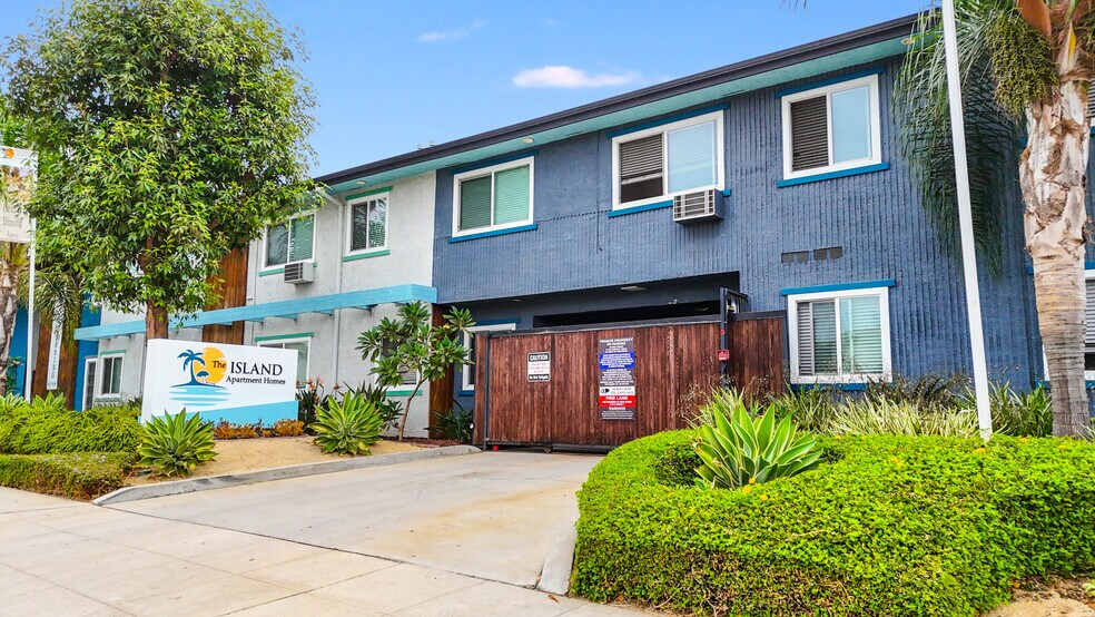 More Photos Of 8222 Rosemead Blvd, Pico Rivera Apartments For Sale