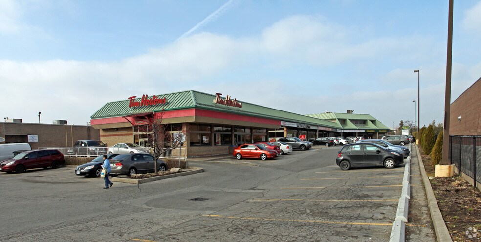 More Photos Of 370 Steeles Ave W, Vaughan General Retail For Lease