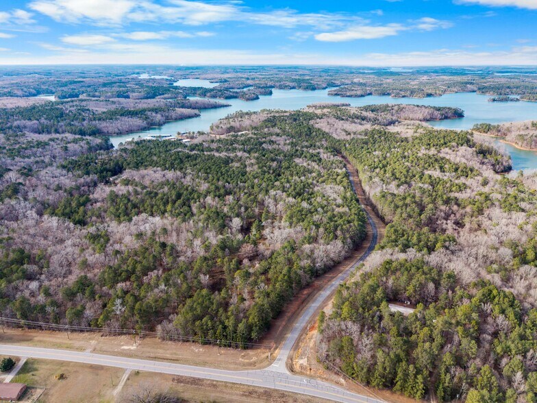 More Photos Of 1155 Marina Rd, Elberton Marina For Sale