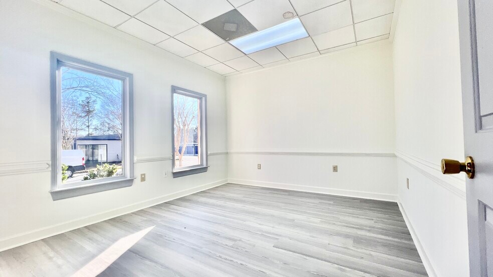 More Photos Of 13784 Highway 9 N, Milton Loft Creative Space For Lease