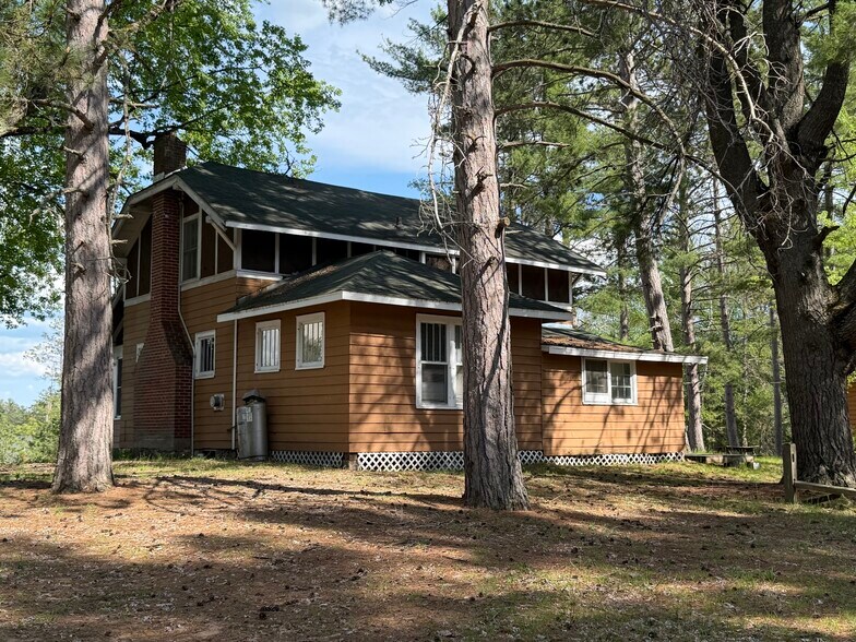 More Photos Of 3980 Lakeshore Dr, Rhinelander Lodge Meeting Hall For Sale