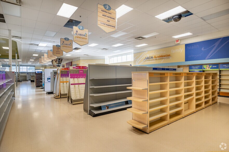 More Photos Of 1180 N State St, San Jacinto Drugstore For Sale