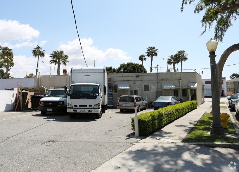 More Photos Of 11419-11423 W Washington Blvd, Los Angeles Storefront For Sale