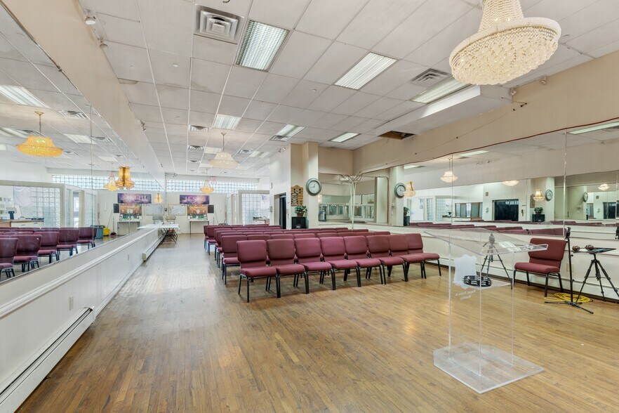 More Photos Of 130 Watkins St, Brooklyn Religious Facility For Sale