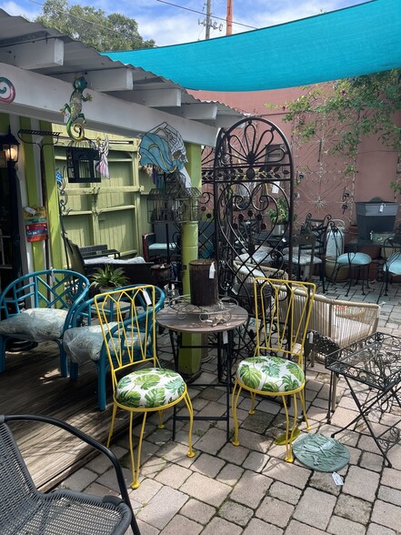 More Photos Of 2545 Central Ave, Saint Petersburg Storefront Retail Office For Sale