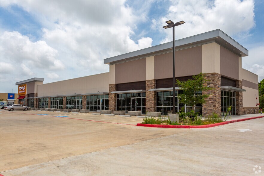 More Photos Of 3833 S Main St, Stafford General Retail For Sale