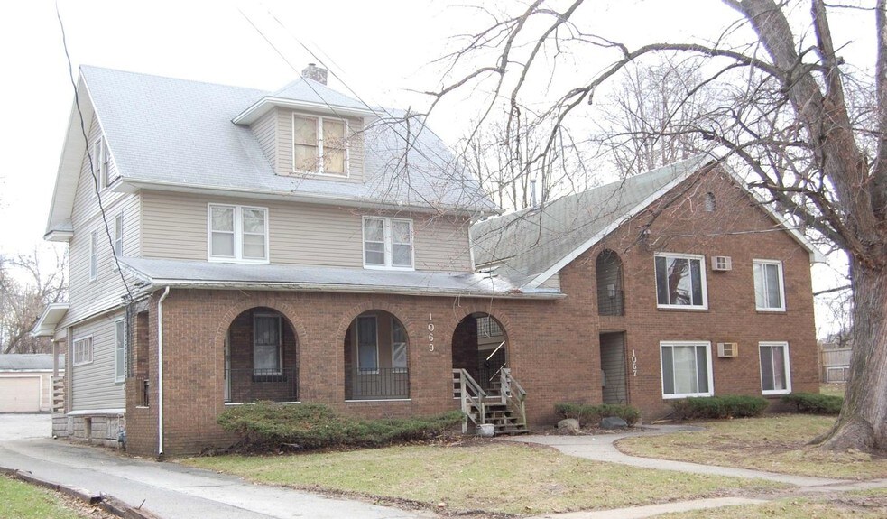 More Photos Of , Des Moines Multifamily For Sale