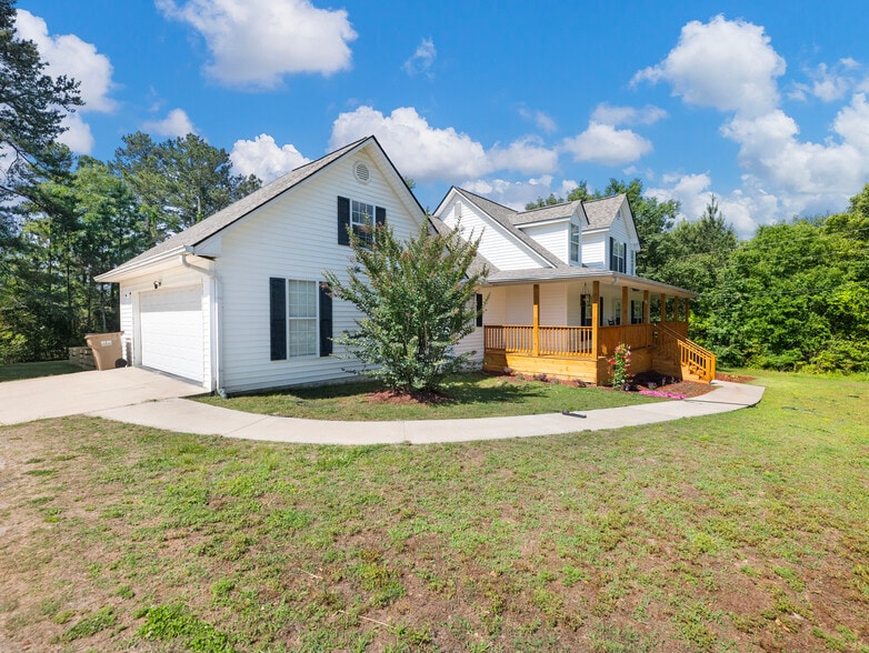 More Photos Of 5797-5799 Thompson Mill Rd, Hoschton Land For Sale